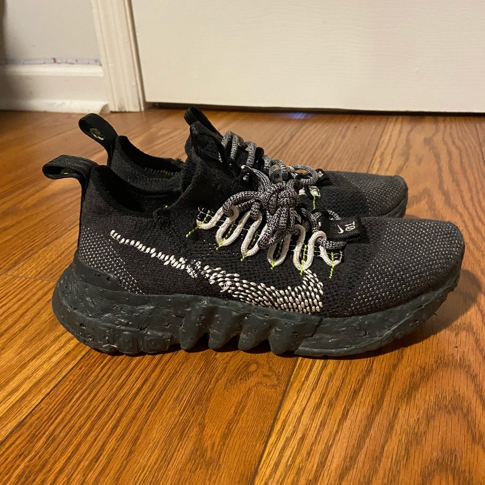Nike Space Hippie 01